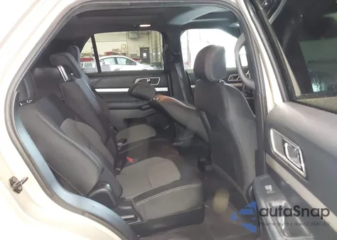 2017 Ford Explorer Xlt z USA, uszkodzony, nr VIN 1FM5K8D86HGD47605